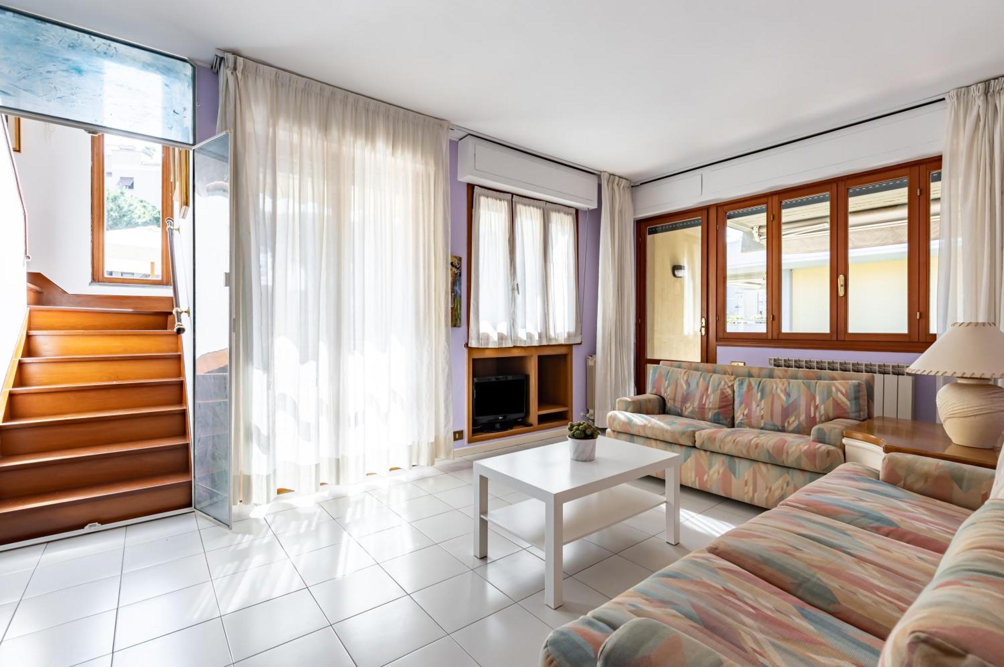 Two-Levels Apartment With Terrace And Parking Viareggio Exteriör bild