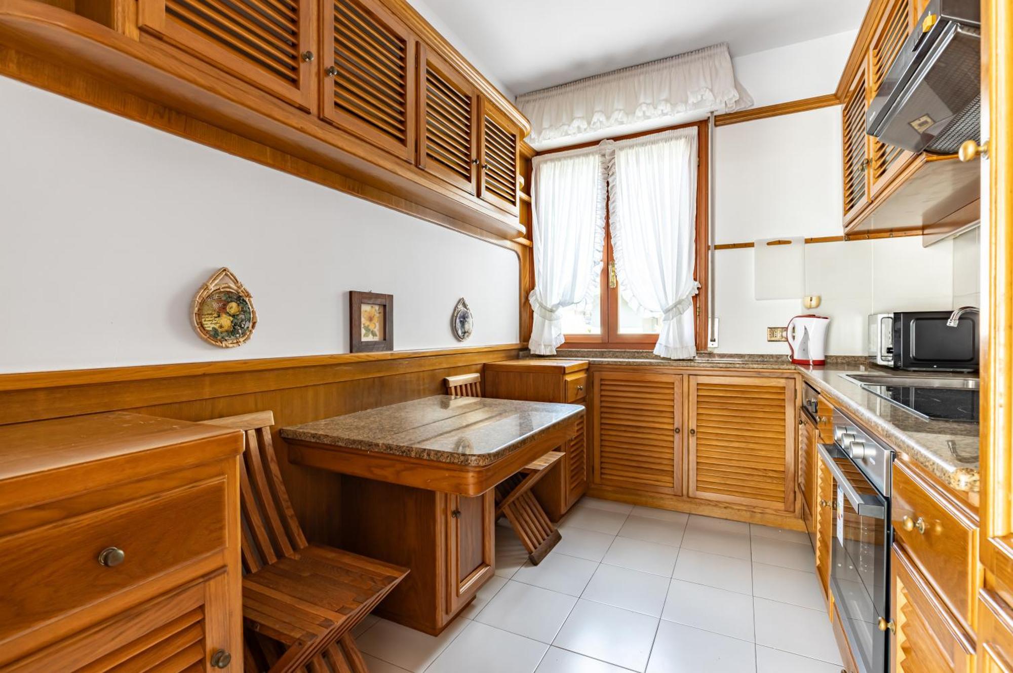 Two-Levels Apartment With Terrace And Parking Viareggio Exteriör bild