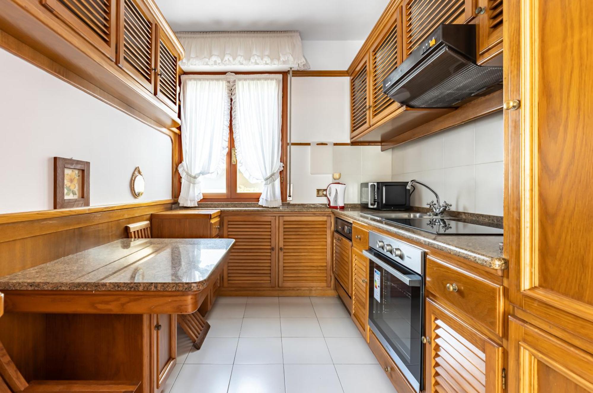 Two-Levels Apartment With Terrace And Parking Viareggio Exteriör bild
